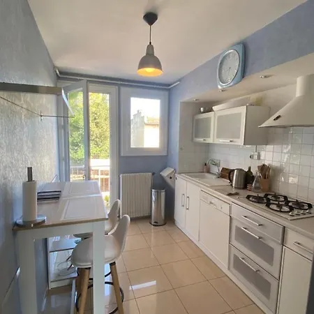 L'Albertini-Appartement Elegant Avec Terrasse-Parking Gratuit- Béziers Exterior foto
